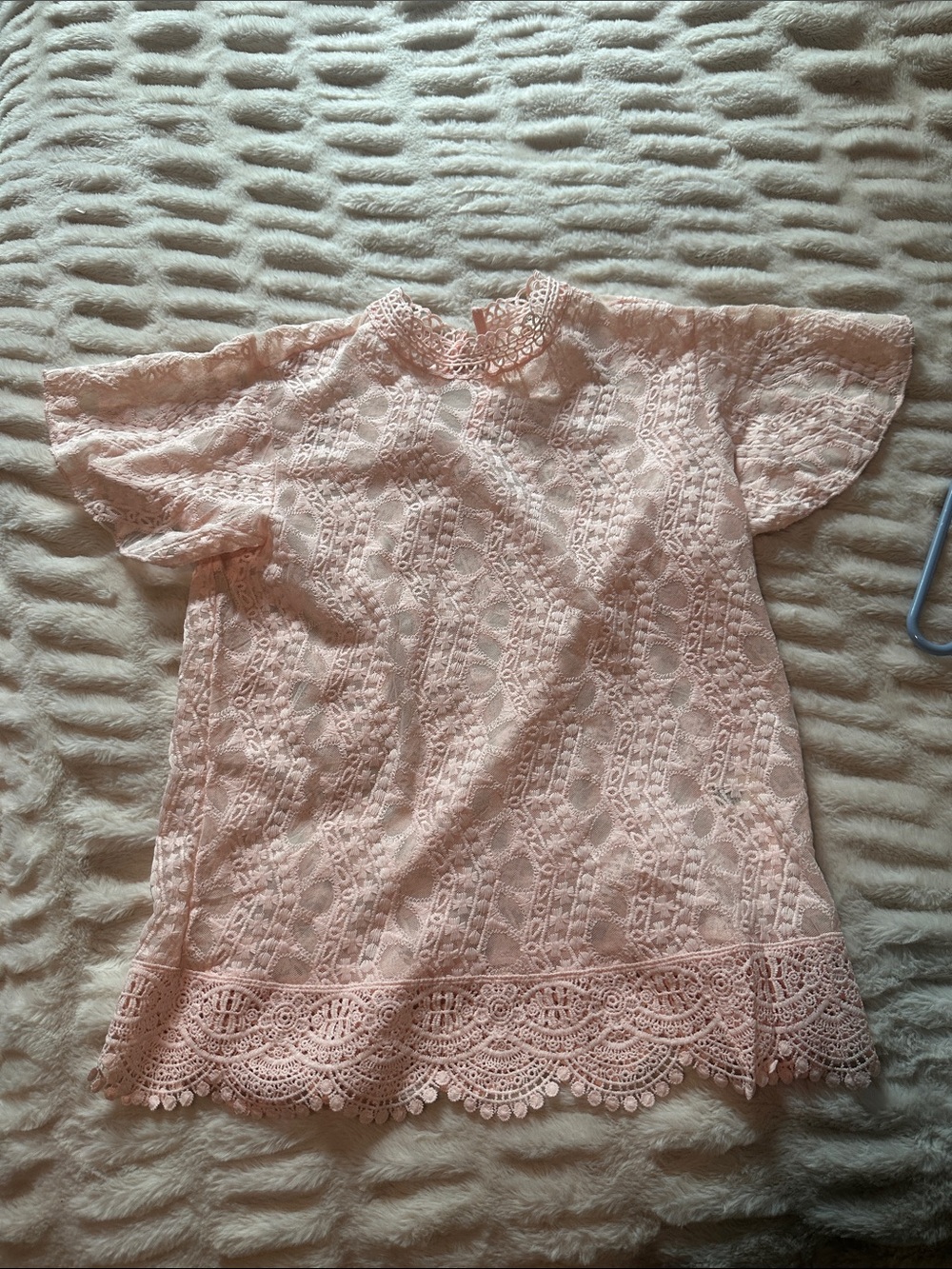 Women’s Pink Lace Short-Sleeve Top - Elegant Crochet Detail Size Medium